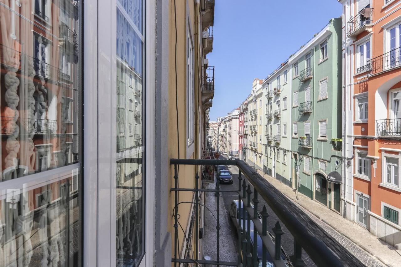 Red Almirante By Homing Apartment Lisbon Exterior photo